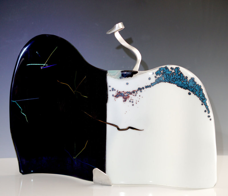 glass sculpture front:
Night to Day
Susan Bloch